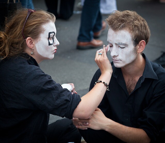 Edinburgh Festival Fringe Street Performer